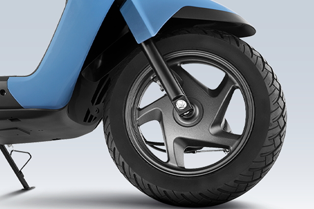 Front Black Alloy Wheel 